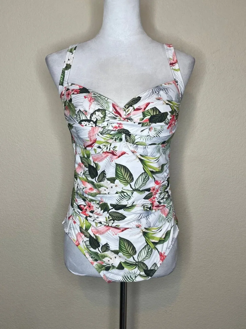 Nip Tuck Swim Tropical White Floral One Piece Swimsuit Size 12 Resortcore